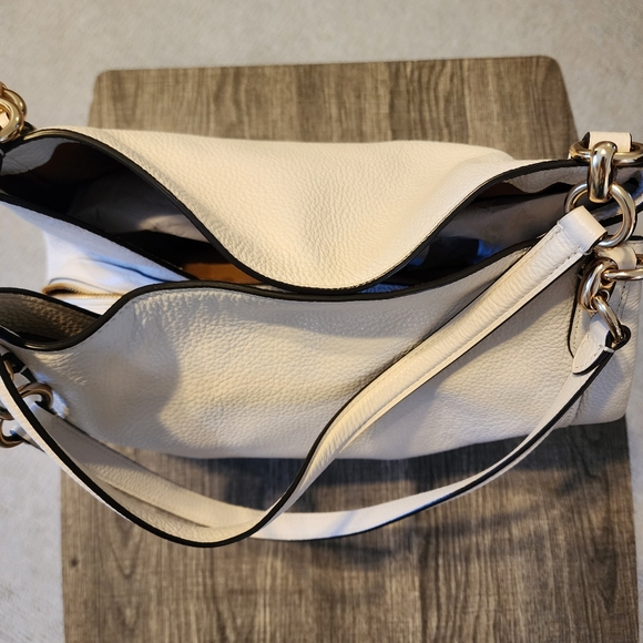 NWOT Coach Hallie Shoulder Bag Tote Pebble Leather White/Gold - Picture 7 of 16